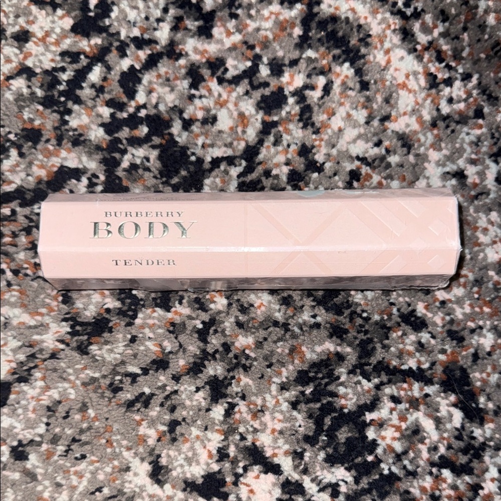 Burberry Body Tender in Soft Pink Box